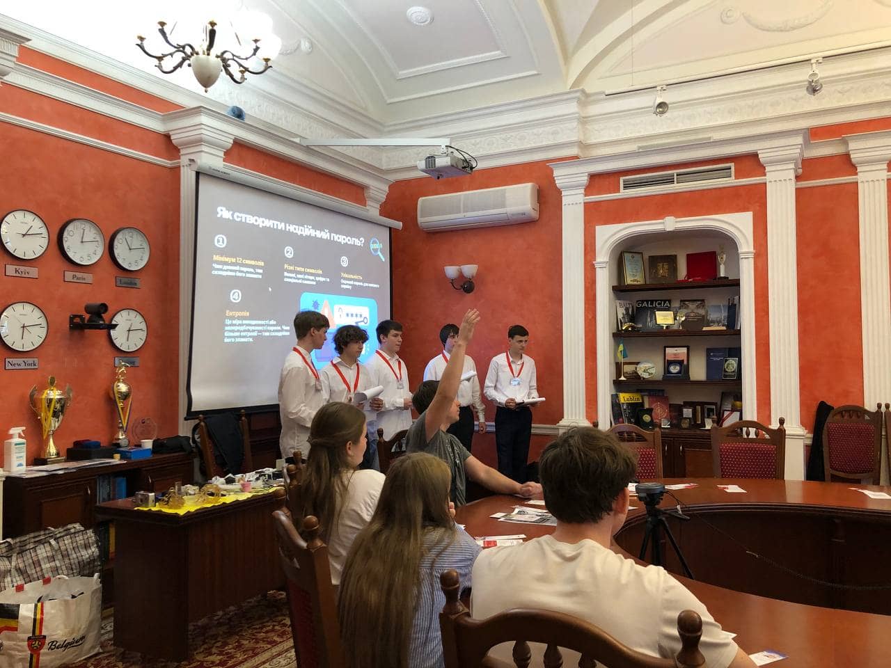 16 Загальноуніверситетський День відкритих дверей КНУ-ОМФК